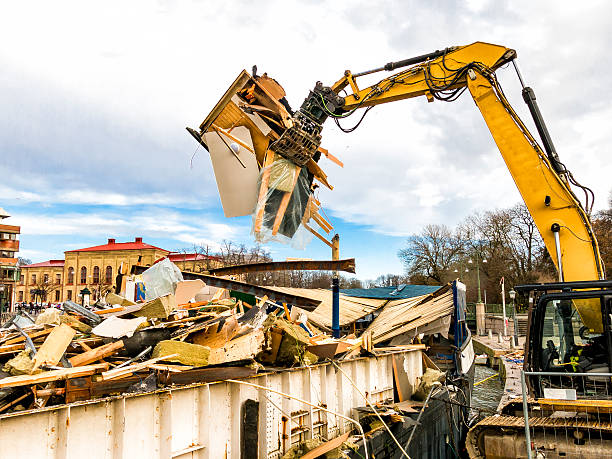 Best Yard Cleanup Services  in Ddanelle, AR